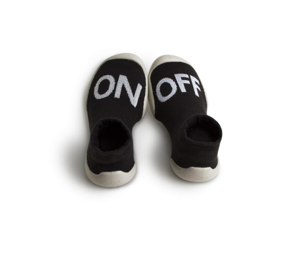 Chaussons noir ON / OFF