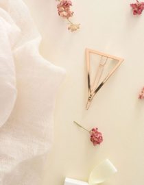 Barrette métal triangulaire