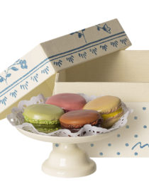 Les Miniatures - Macarons et chocolat chaud