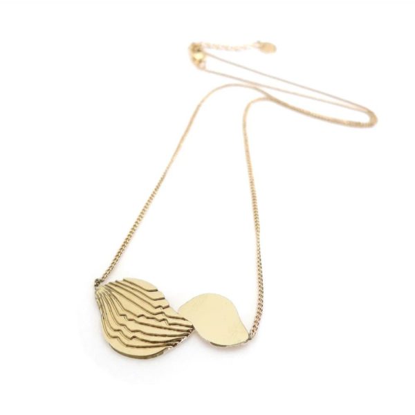 Collier Lave