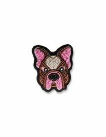 Broche Bouledogue –  brodée à la main