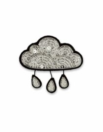 Broche Nuage et Pluie –  brodée à la main