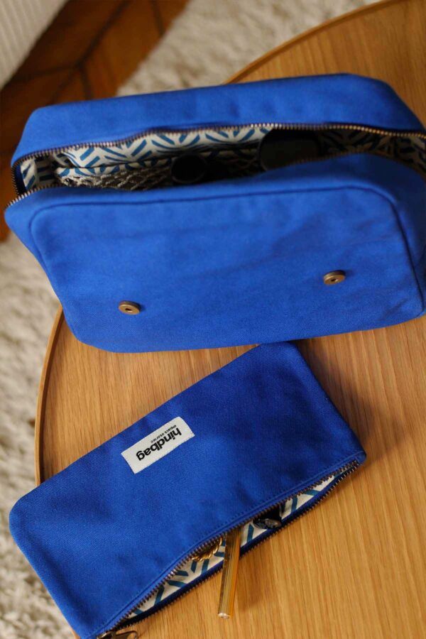 Trousse de toilette XL Alix Bleu électrique – Image 3
