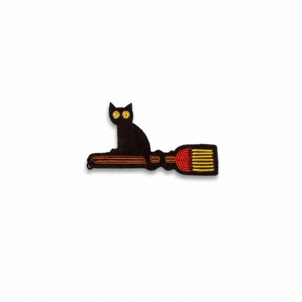 Broche Sorcière –  brodée à la main