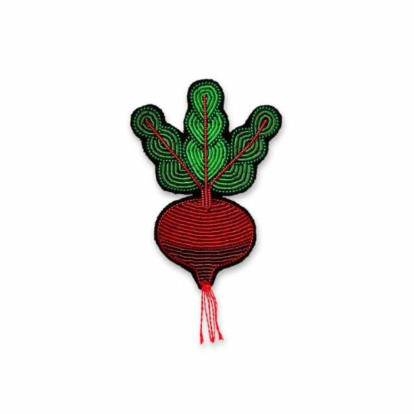 Broche Betterave –  brodée à la main