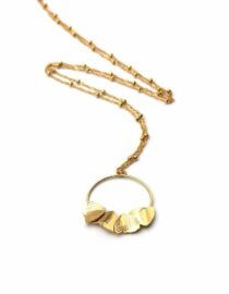 Collier pendentif Mouvement