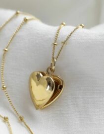 Collier médaillon coeur