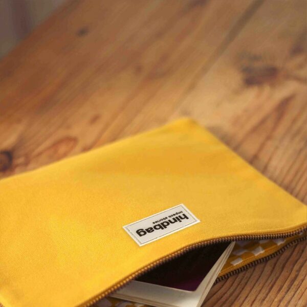 Pochette Ema