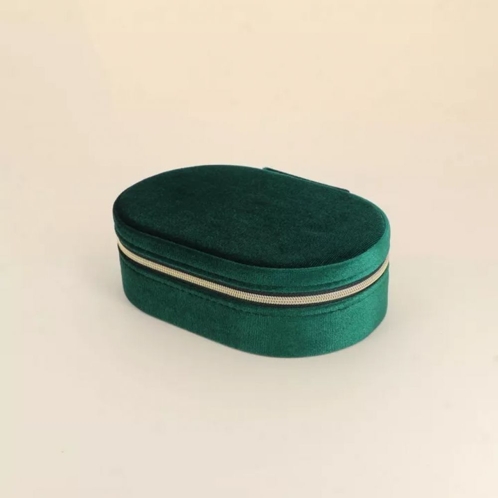 Boîte à bijoux ovale en velours