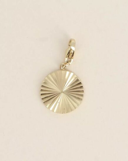 Charm - rond aux lignes striées